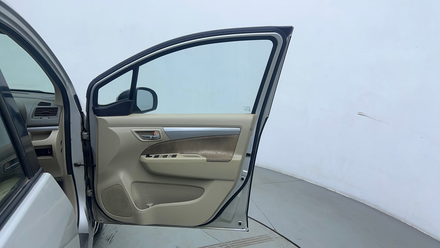 Used 2013 Maruti Suzuki Ertiga Vxi Petrol Manual interior RIGHT FRONT DOOR OPEN VIEW