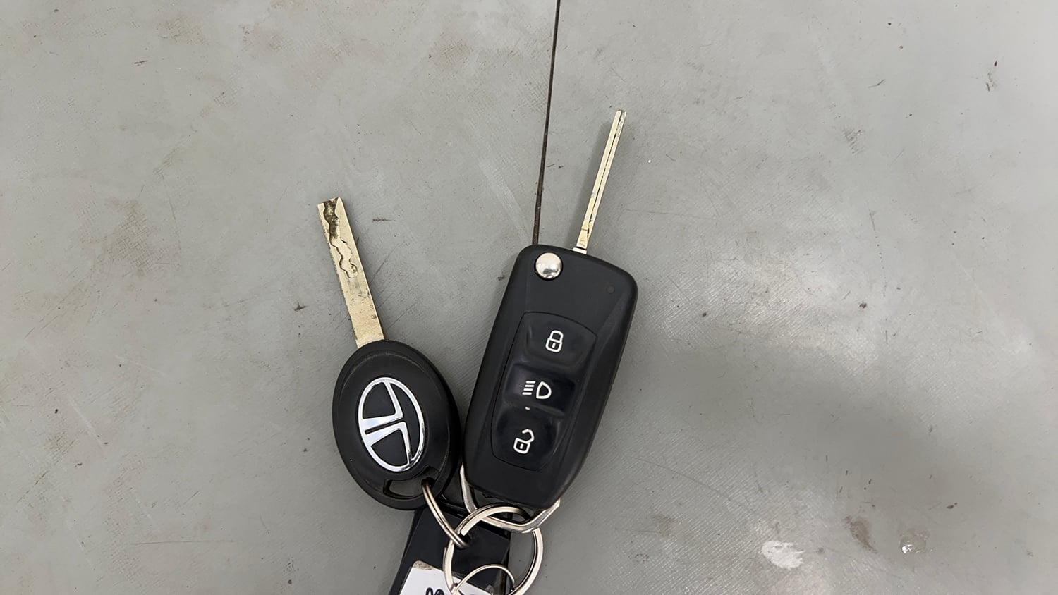 Used 2022 Tata Nexon XMA (S) Diesel Diesel Automatic extra CAR KEY VIEW