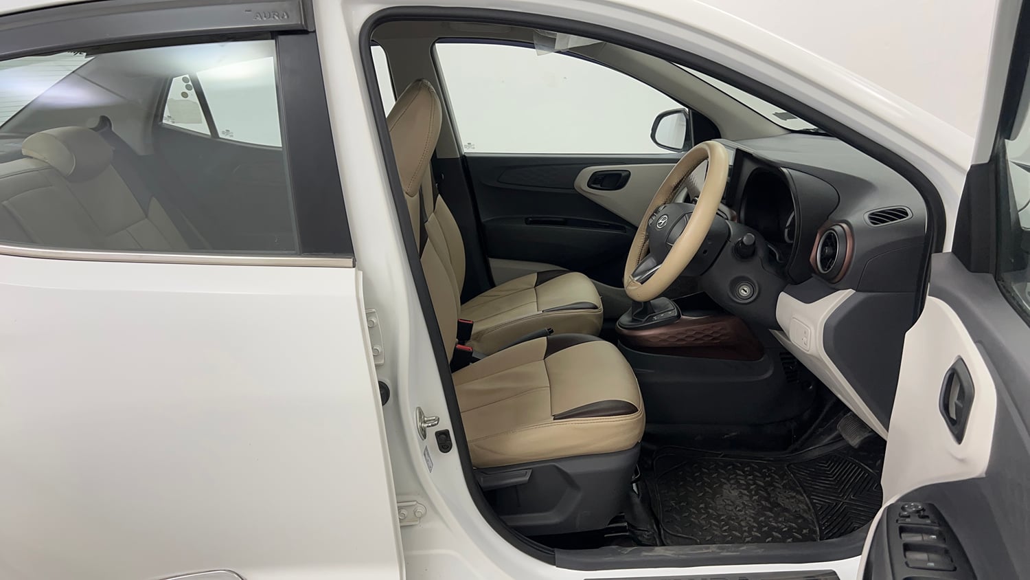 Used 2022 Hyundai Aura S 1.2 AMT Petrol Petrol Automatic interior RIGHT SIDE FRONT DOOR CABIN VIEW