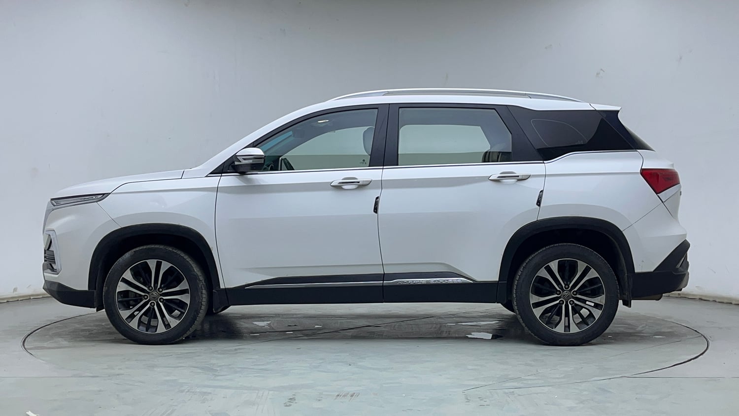 Used 2023 MG Motors Hector Sharp 1.5 Petrol CVT Petrol Automatic exterior LEFT SIDE VIEW