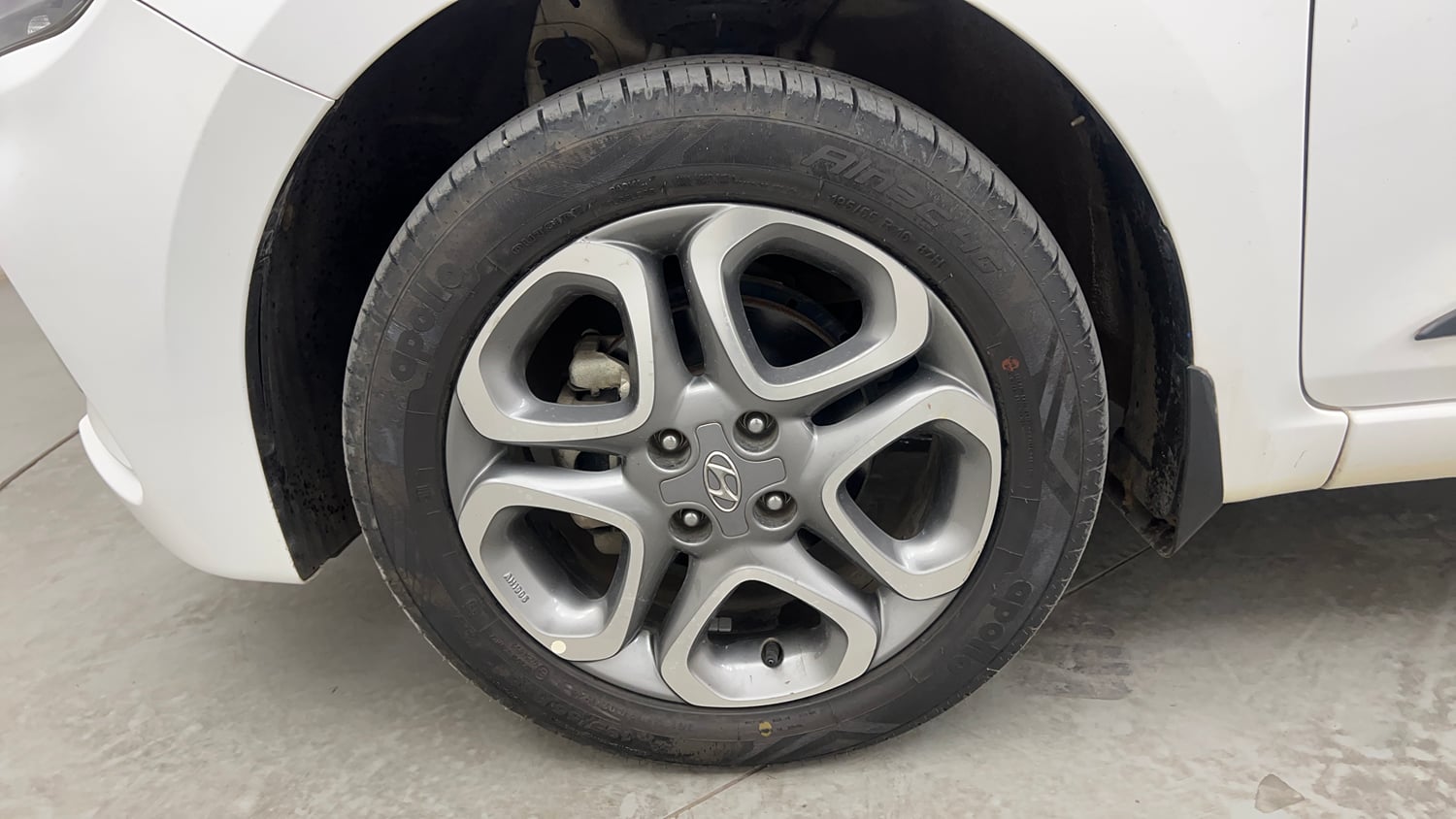 Used 2019 Hyundai Elite i20 Asta 1.2 (O) Petrol Manual tyres LEFT FRONT TYRE RIM VIEW