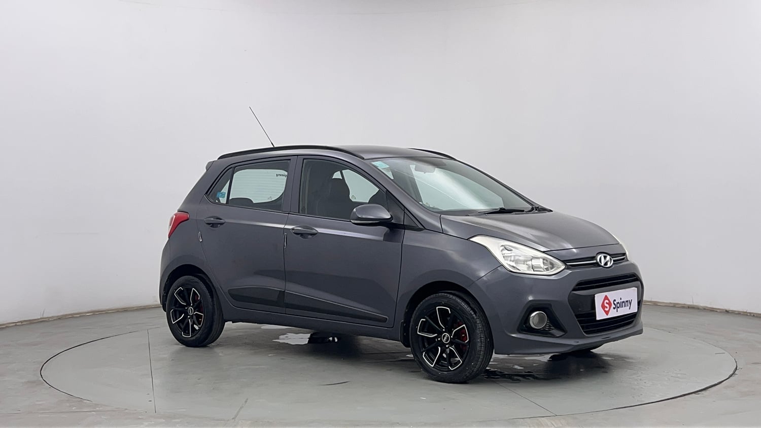 Used 2015 Hyundai Grand i10 Sportz 1.2 Kappa VTVT Petrol Manual exterior RIGHT FRONT CORNER VIEW