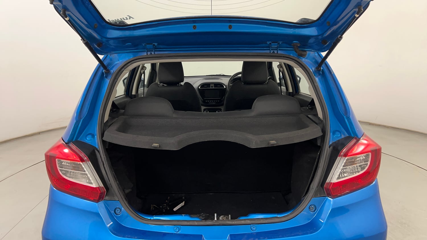 Used 2019 Tata Tiago Revotron XZ Plus Petrol Manual interior DICKY INSIDE VIEW