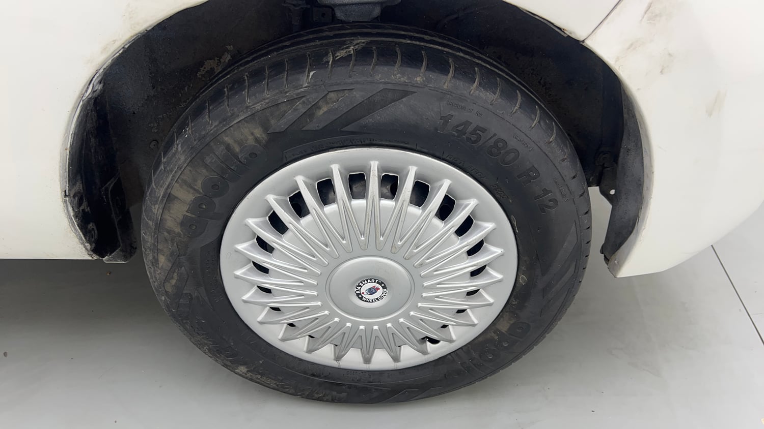 Used 2019 Maruti Suzuki Alto 800 LXi CNG Cng Manual tyres RIGHT FRONT TYRE RIM VIEW