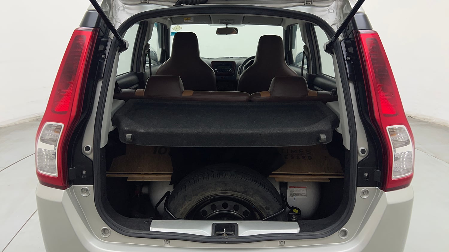 Used 2024 Maruti Suzuki Wagon R VXI 1.0 CNG Cng Manual interior DICKY INSIDE VIEW