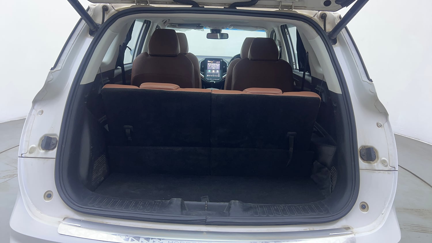 Used 2021 MG Motors Hector Plus Sharp 1.5 Petrol Turbo CVT 6-STR Petrol Automatic interior DICKY INSIDE VIEW