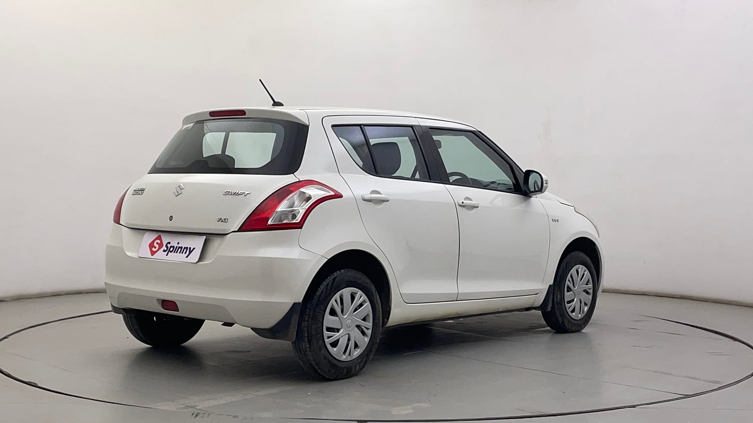 Used 2017 Maruti Suzuki Swift VXI (O) Petrol Manual exterior RIGHT REAR CORNER VIEW