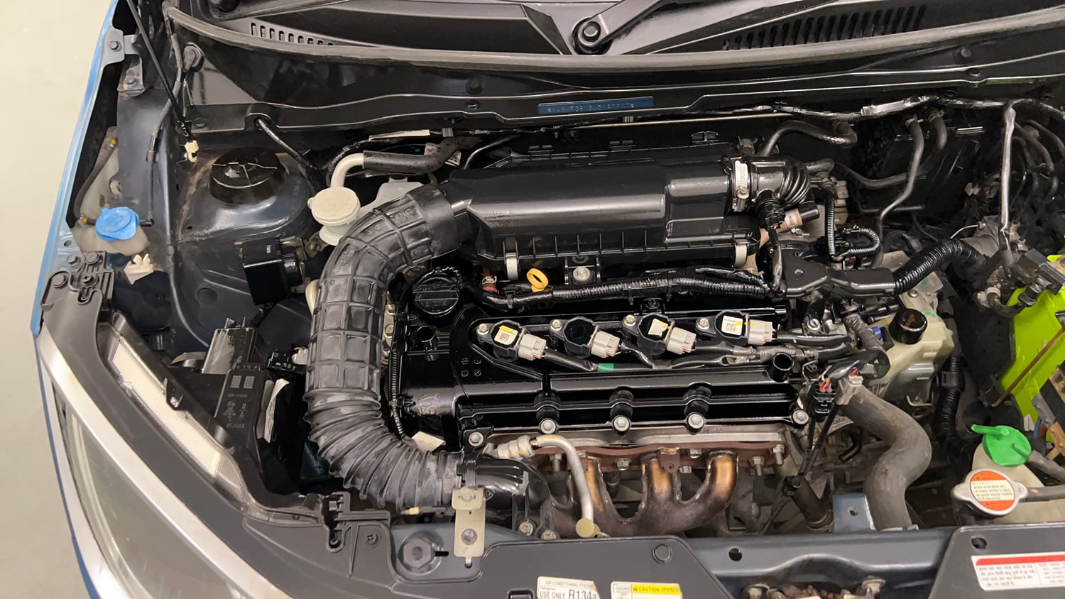 Used 2018 Maruti Suzuki Ignis Zeta 1.2 AMT Petrol Automatic engine ENGINE RIGHT SIDE VIEW