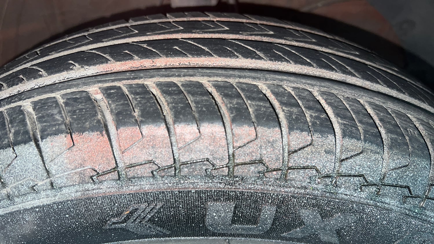 Used 2018 Maruti Suzuki Swift VXi Petrol Manual tyres RIGHT FRONT TYRE TREAD VIEW