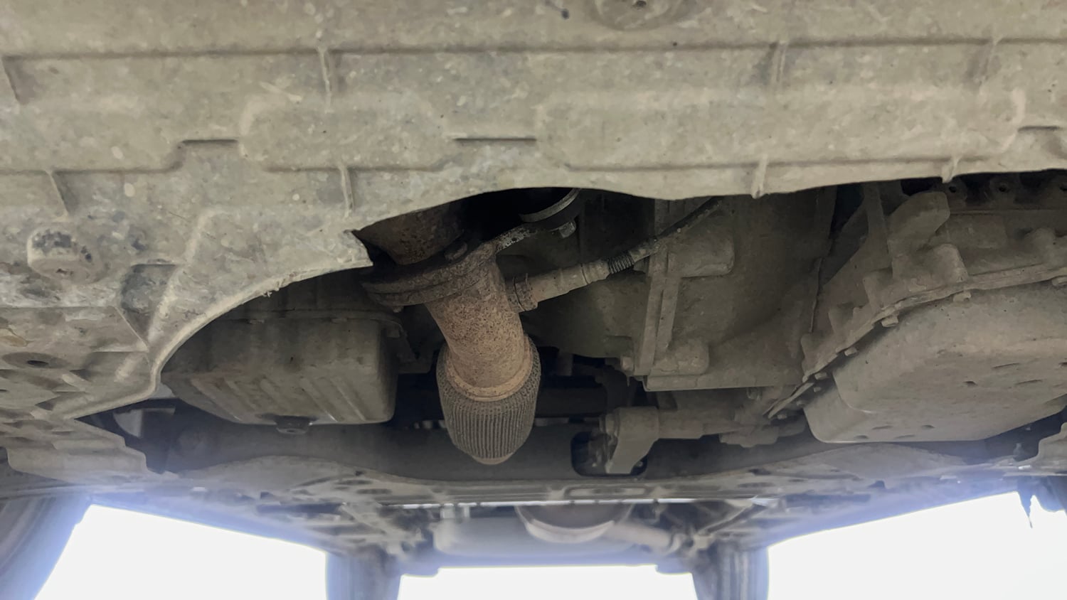 Used 2021 MG Motors Hector Plus Sharp 1.5 Petrol Turbo CVT 6-STR Petrol Automatic extra FRONT LEFT UNDERBODY VIEW