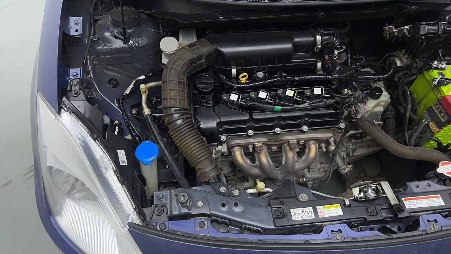 Used 2017 Maruti Suzuki Dzire VXi AMT Petrol Automatic engine ENGINE RIGHT SIDE VIEW