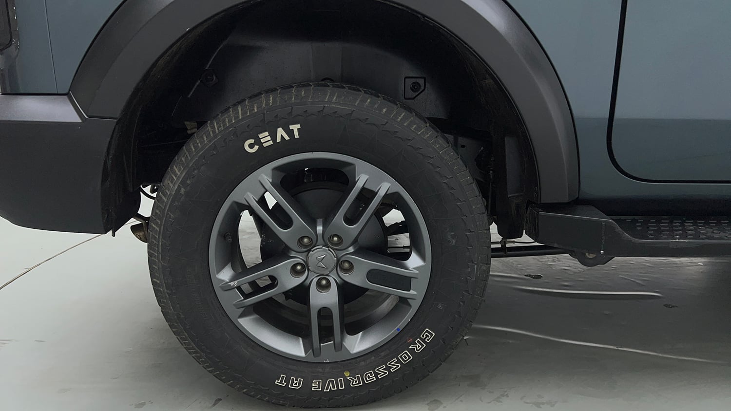 Used 2024 Mahindra Thar LX Hard Top Diesel MT 4WD Diesel Manual tyres RIGHT REAR TYRE RIM VIEW
