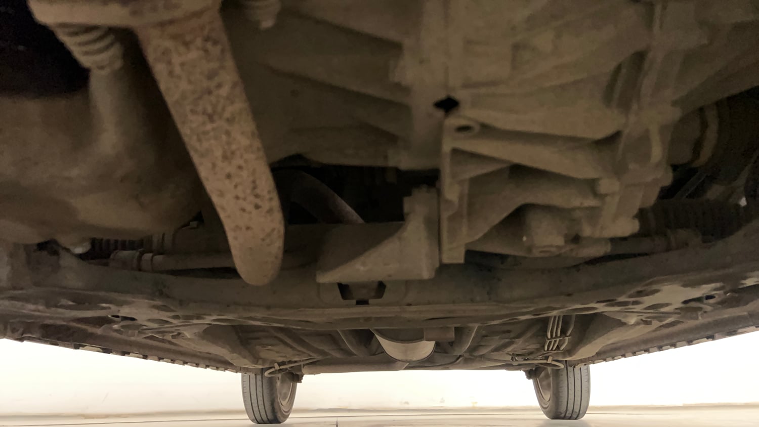 Used 2018 Maruti Suzuki Ignis Zeta 1.2 AMT Petrol Automatic extra FRONT LEFT UNDERBODY VIEW