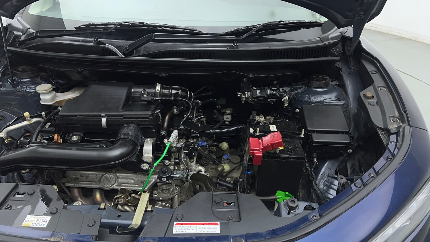 Used 2023 Maruti Suzuki Fronx Delta Plus 1.2L MT Petrol Manual engine ENGINE LEFT SIDE VIEW