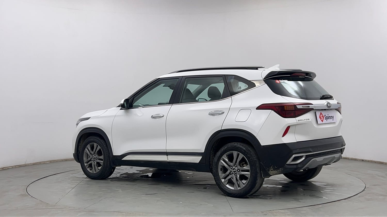 Used 2020 Kia Seltos HTX Plus 1.5 Diesel Diesel Manual exterior LEFT REAR CORNER VIEW