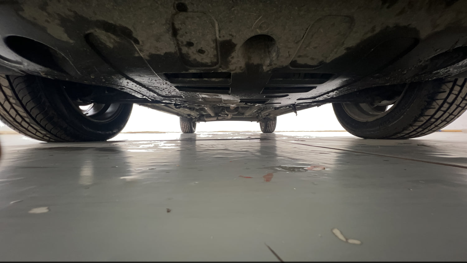 Used 2017 Hyundai Creta SX Plus 1.6 AT Petrol Petrol Automatic extra FRONT LEFT UNDERBODY VIEW