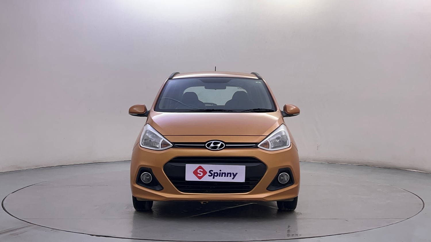 Used 2013 Hyundai Grand i10 Asta 1.2 Kappa VTVT Petrol Manual exterior FRONT VIEW