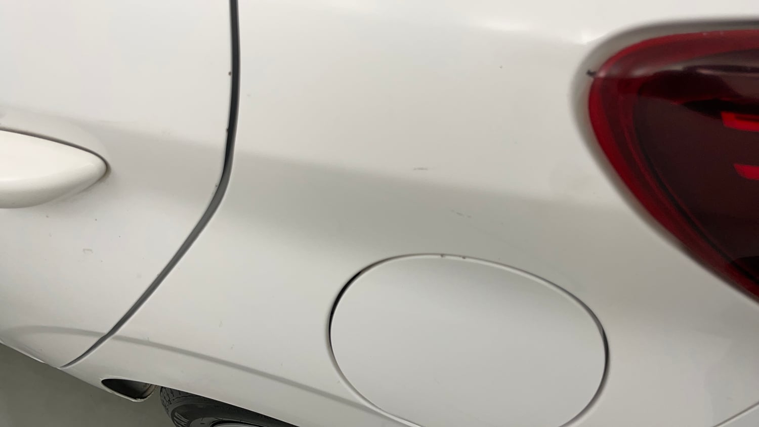 Used 2023 Hyundai Grand i10 Nios Magna 1.2 Kappa VTVT Petrol Manual dents MINOR SCRATCH