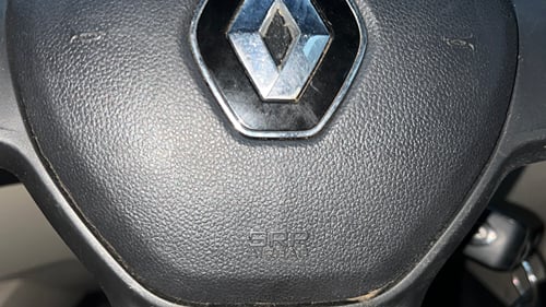 Used 2023 Renault Triber RXE Petrol Manual top_features Airbags