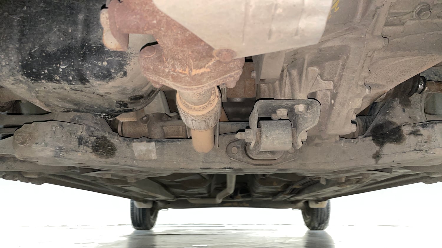 Used 2019 Hyundai Santro Era Executive Petrol Manual extra FRONT LEFT UNDERBODY VIEW