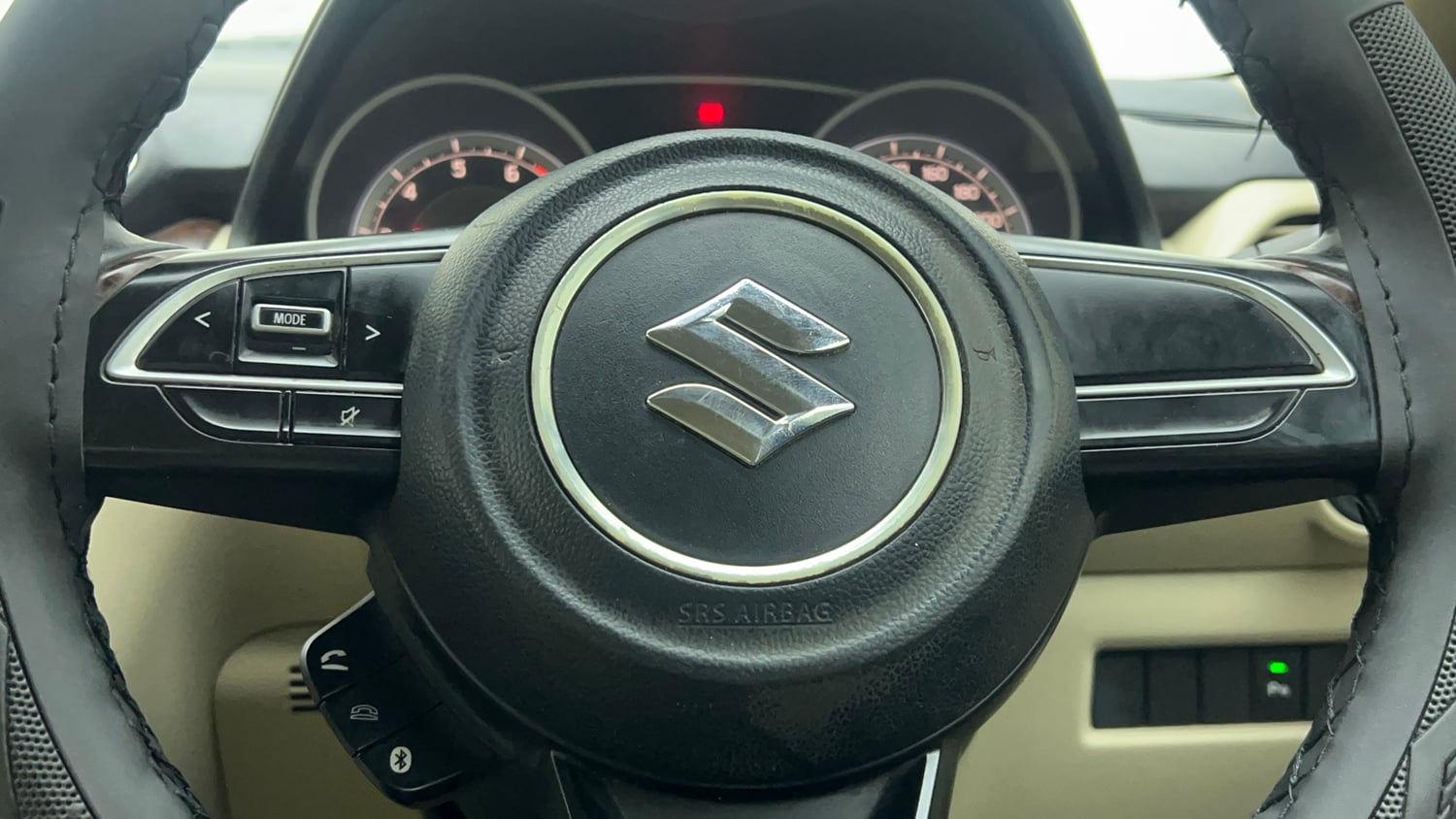 Used 2017 Maruti Suzuki Dzire ZXi AMT Petrol Automatic top_features Steering mounted controls