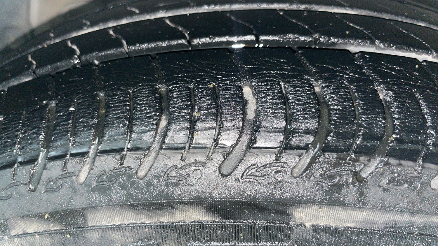 Used 2014 Hyundai Xcent S 1.2 (O) Petrol Manual tyres RIGHT REAR TYRE TREAD VIEW