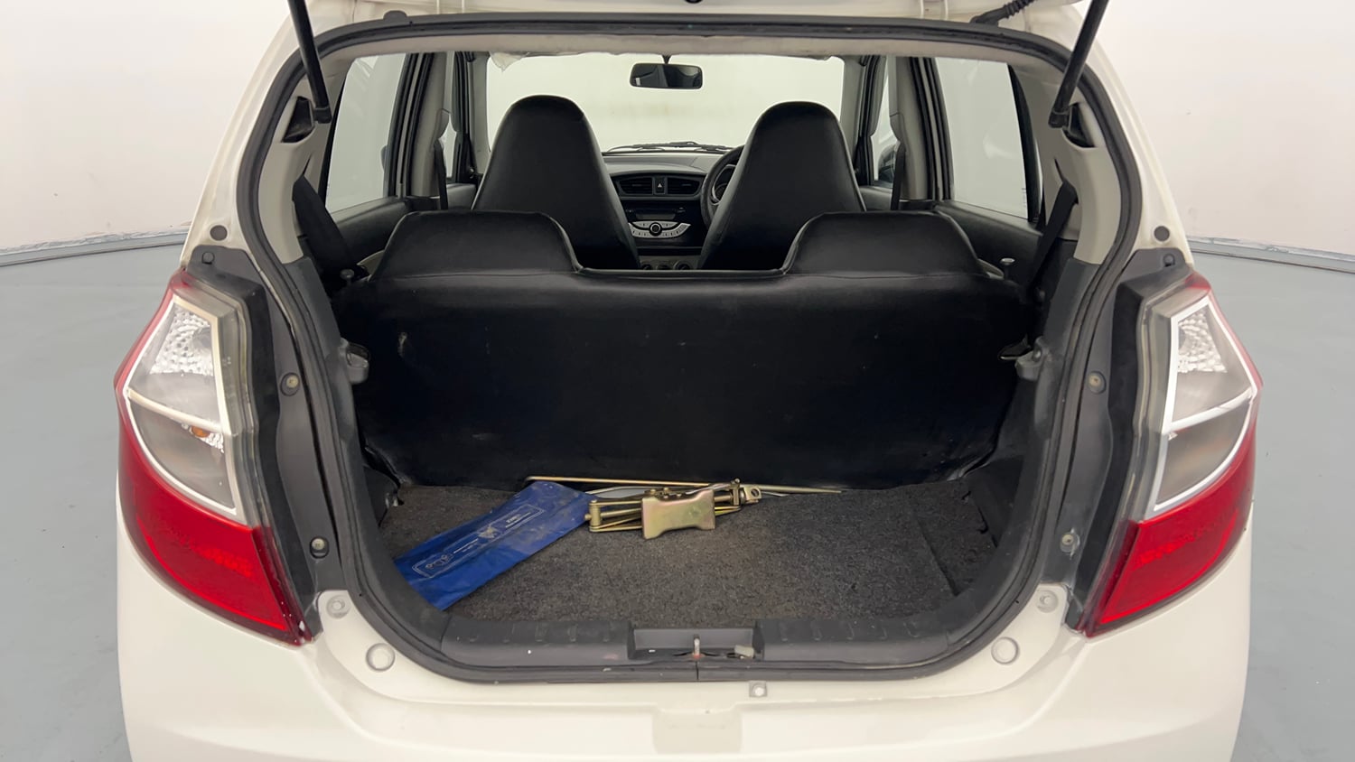 Used 2019 Maruti Suzuki Alto K10 VXi Petrol Manual interior DICKY INSIDE VIEW