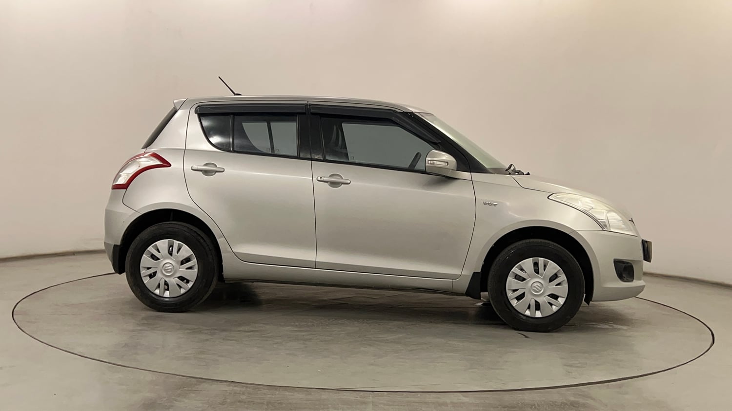 Used 2013 Maruti Suzuki Swift VXi Petrol Manual exterior RIGHT SIDE VIEW