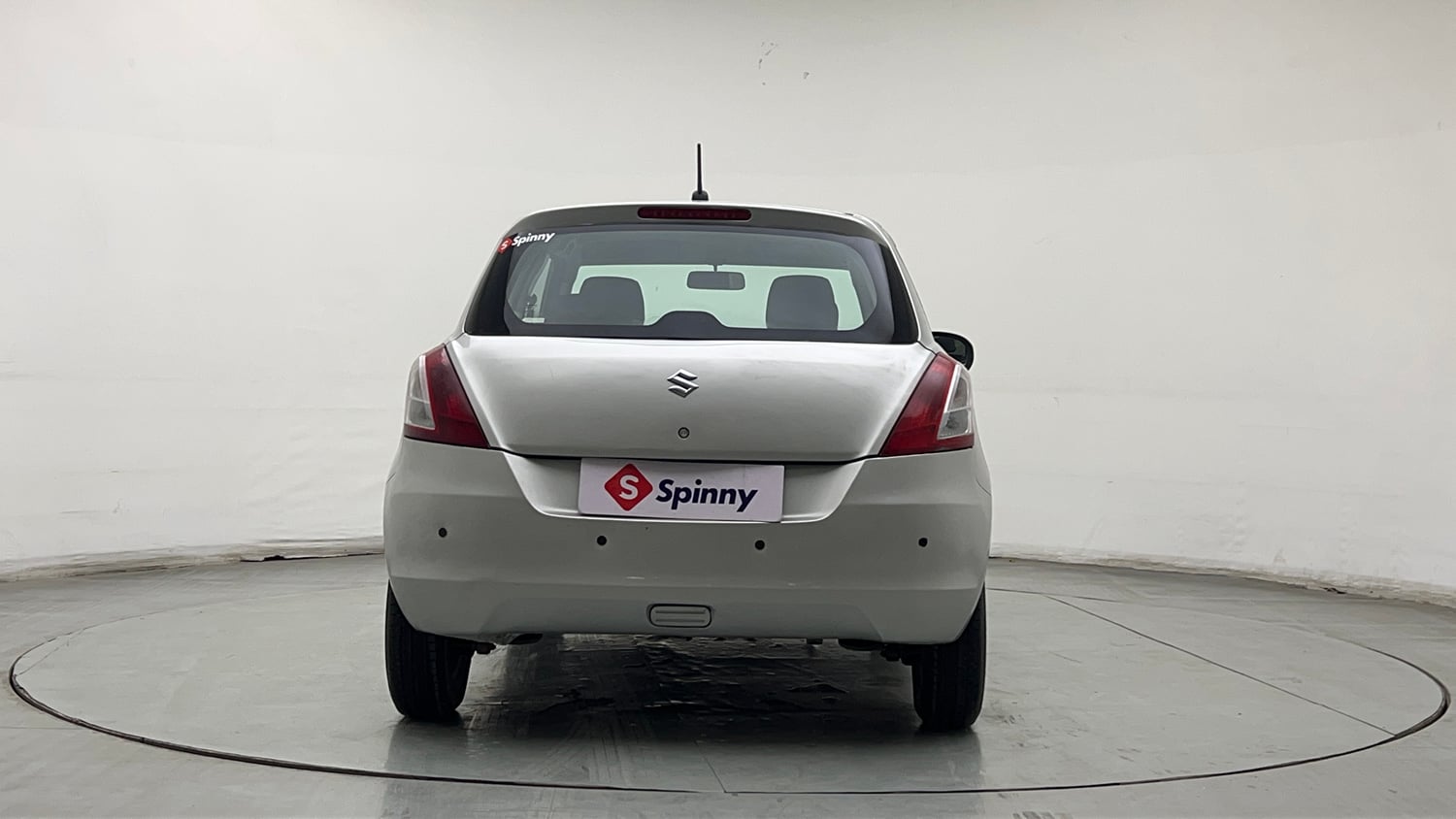 Used 2017 Maruti Suzuki Swift Lxi (O) Petrol Manual exterior BACK VIEW