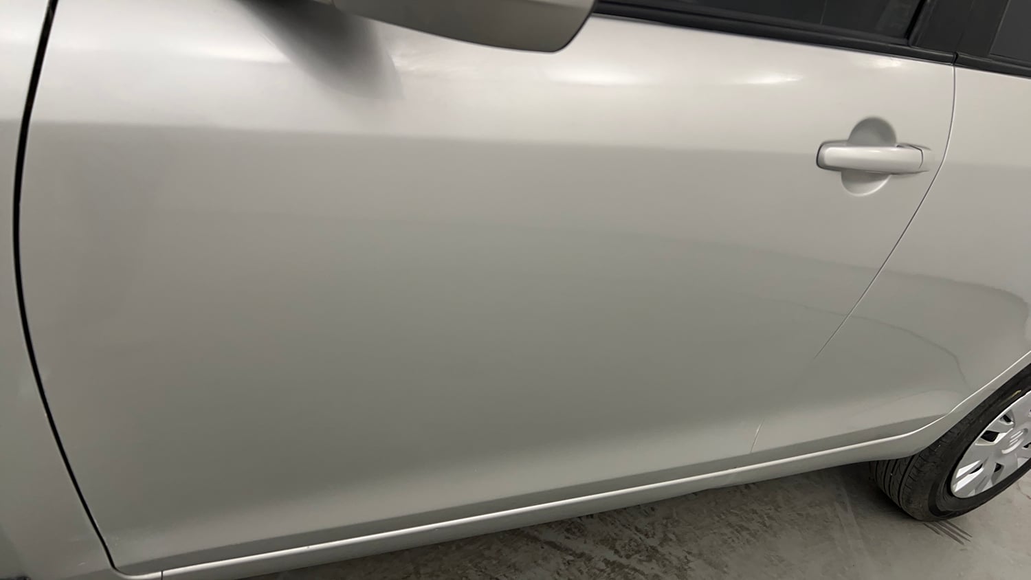 Used 2013 Maruti Suzuki Swift VXi Petrol Manual dents MINOR SCRATCH
