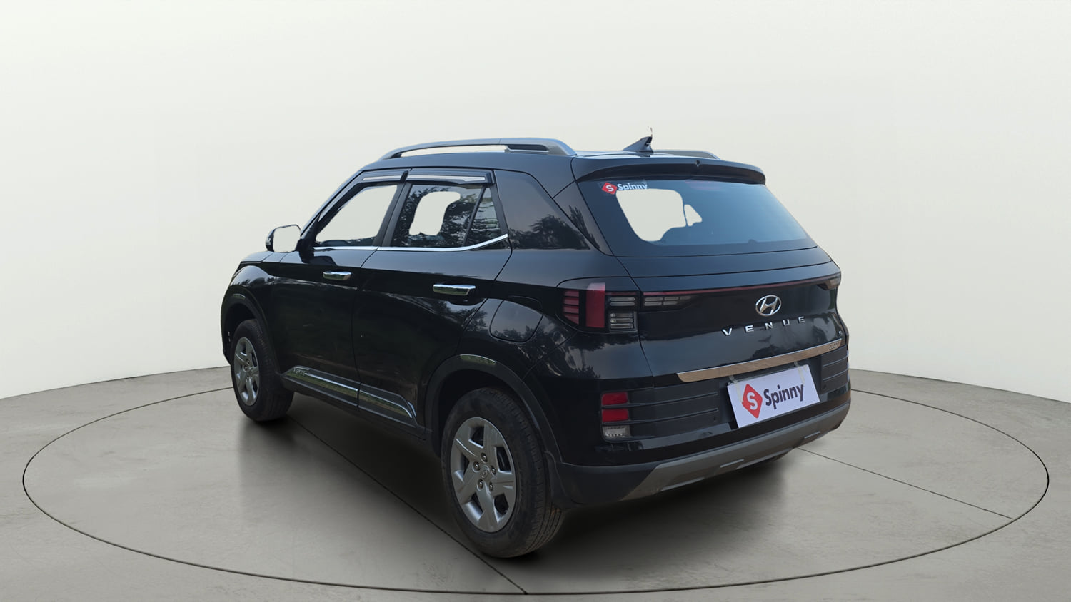 Used 2022 Hyundai Venue SX 1.2 Petrol Petrol Manual exterior LEFT REAR CORNER VIEW