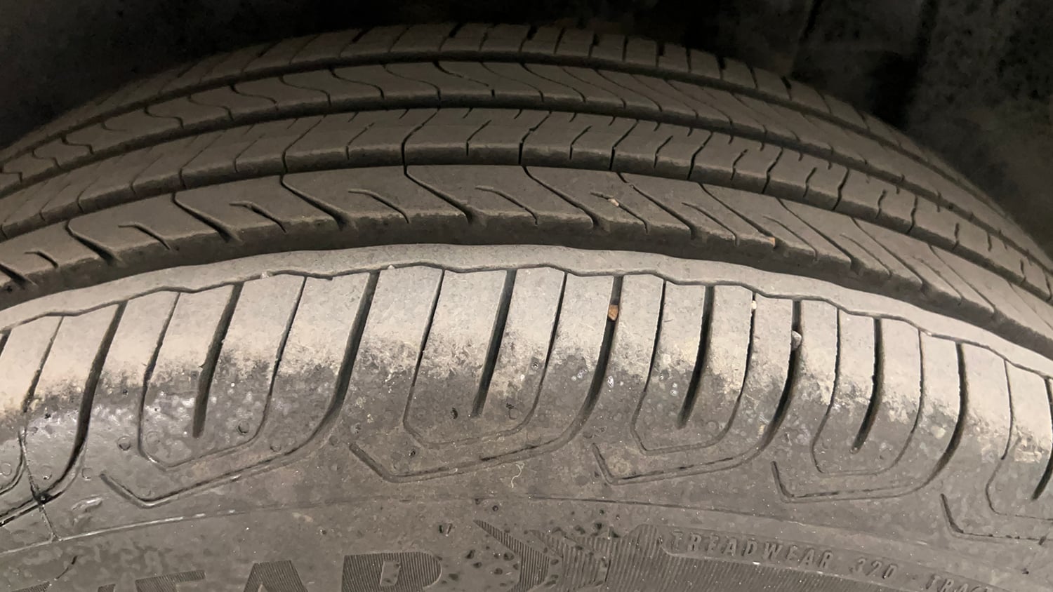 Used 2020 maruti-suzuki Vitara Brezza VXi Petrol Manual tyres LEFT REAR TYRE TREAD VIEW