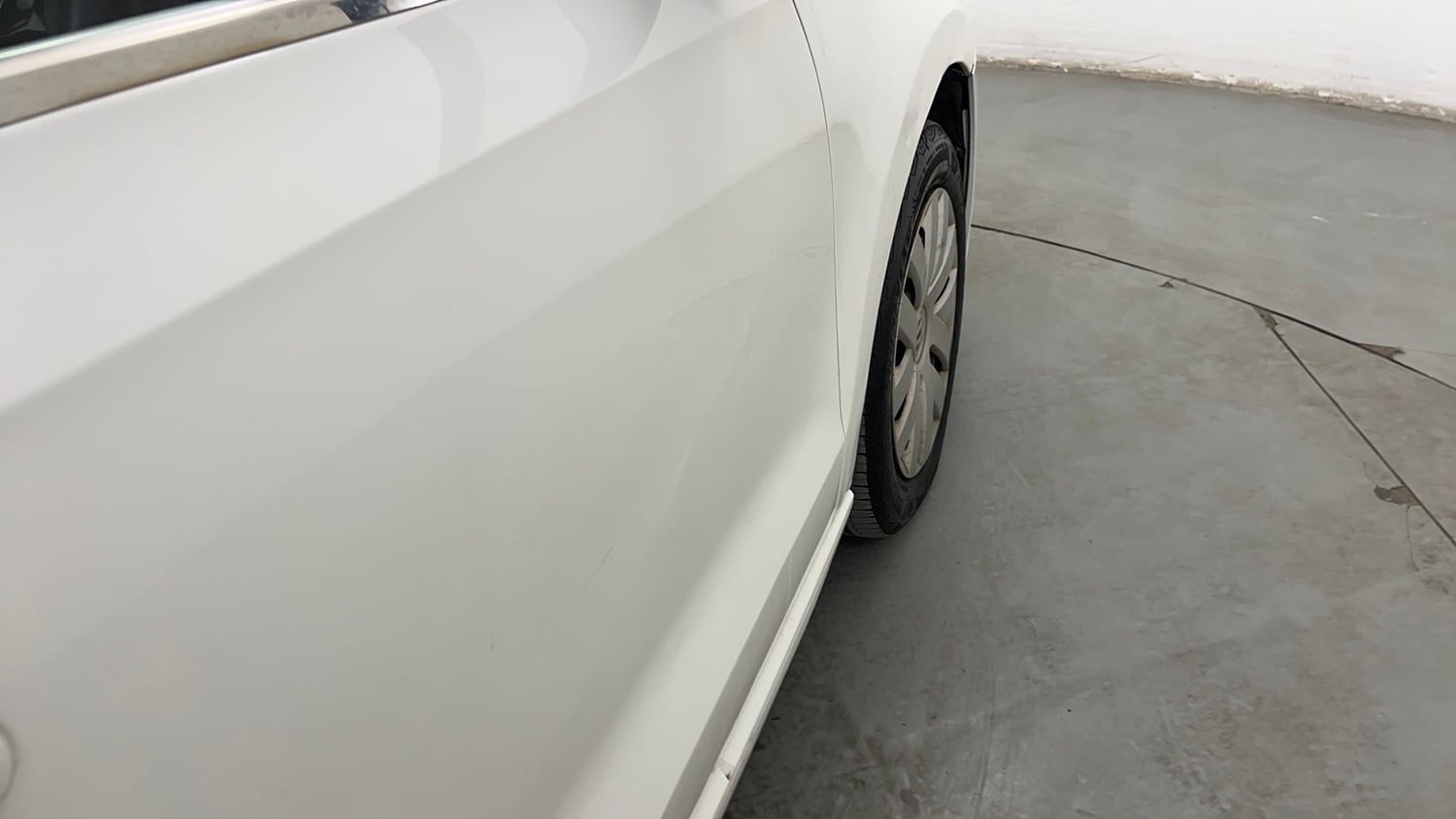 Used 2015 Volkswagen Vento Comfortline Petrol Petrol Manual dents MINOR SCRATCH