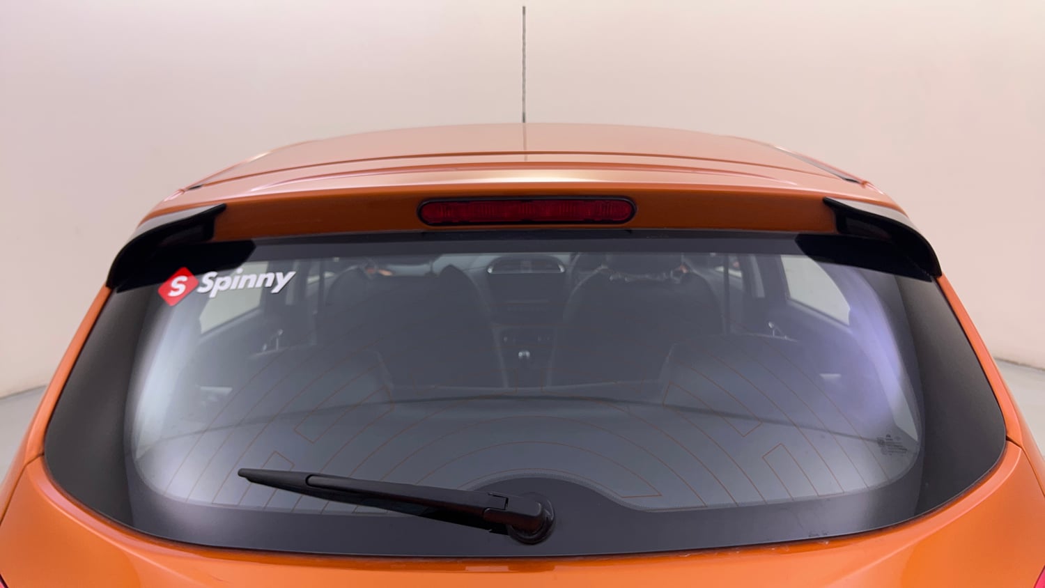 Used 2019 Tata Tiago Revotron XZ Plus Petrol Manual top_features Rear defogger