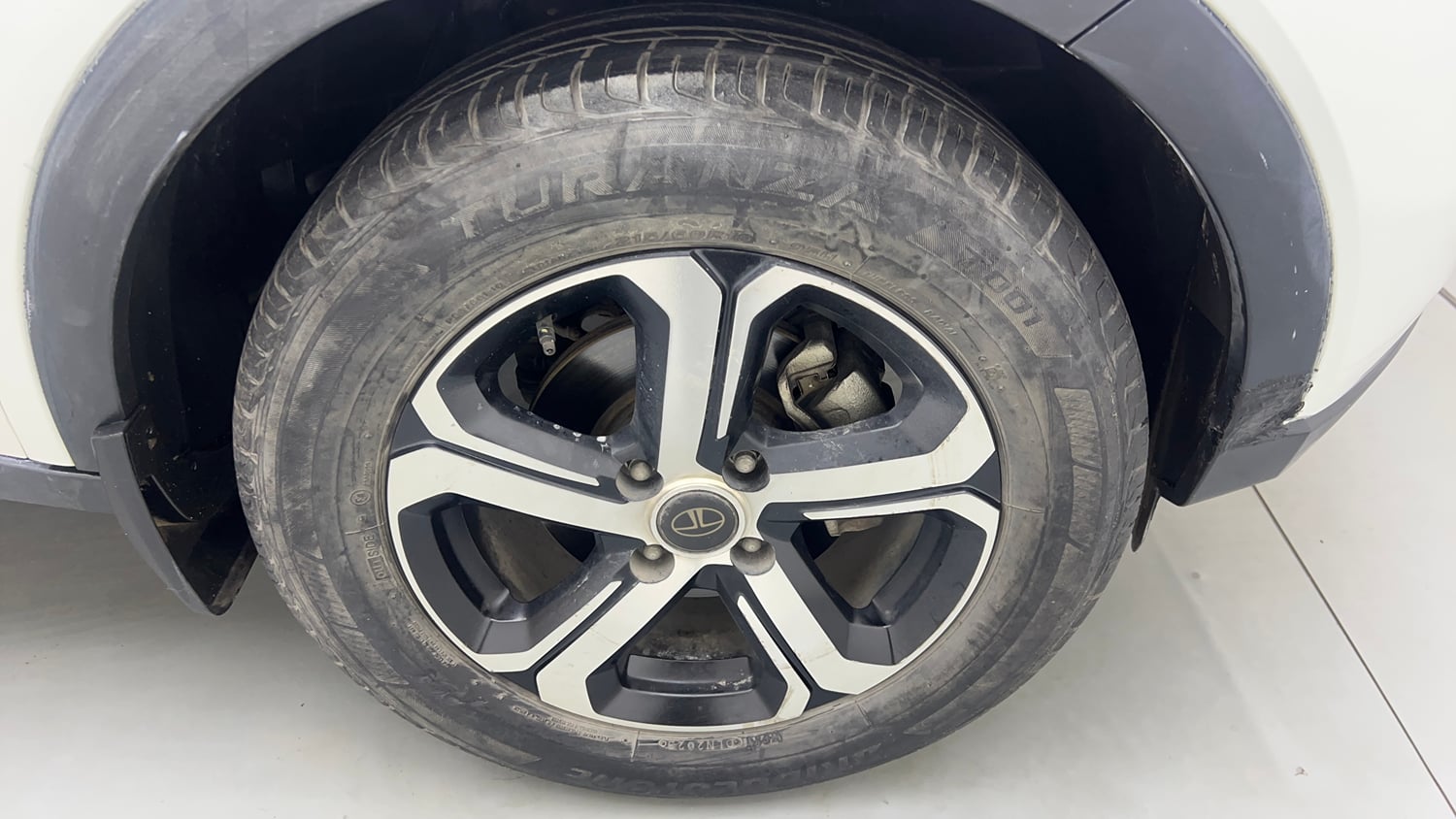 Used 2023 Tata Nexon XZ Plus (S) Petrol Manual tyres RIGHT FRONT TYRE RIM VIEW