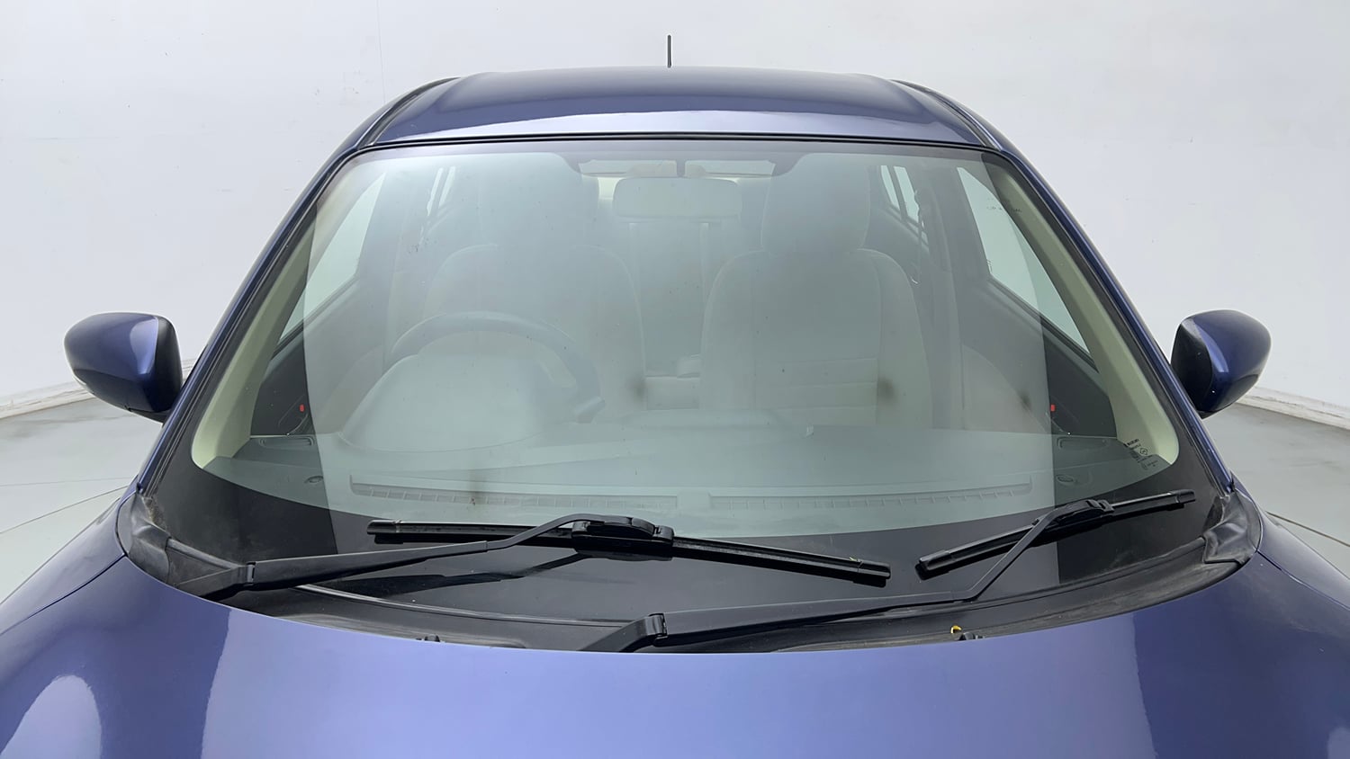 Used 2017 Maruti Suzuki Dzire VXi AMT Petrol Automatic exterior FRONT WINDSHIELD VIEW