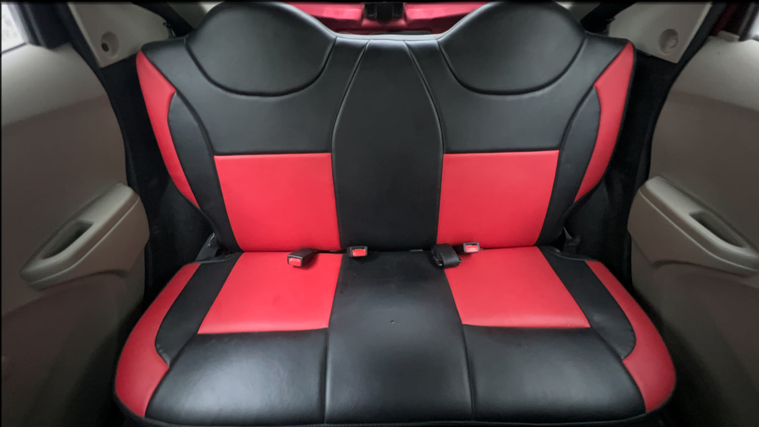 Used 2016 Datsun GO T Petrol Manual interior REAR SEAT CONDITION VIEW