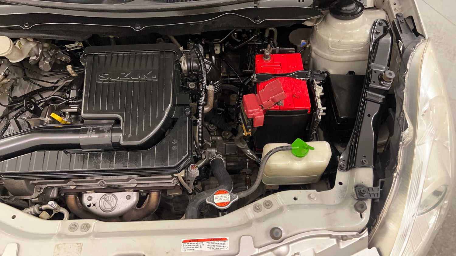 Used 2013 Maruti Suzuki Swift VXi Petrol Manual engine ENGINE LEFT SIDE VIEW