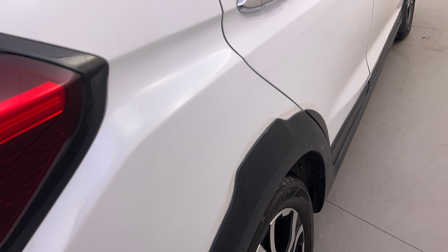 Used 2021 Honda WR-V VX MT Petrol Petrol Manual dents MINOR SCRATCH
