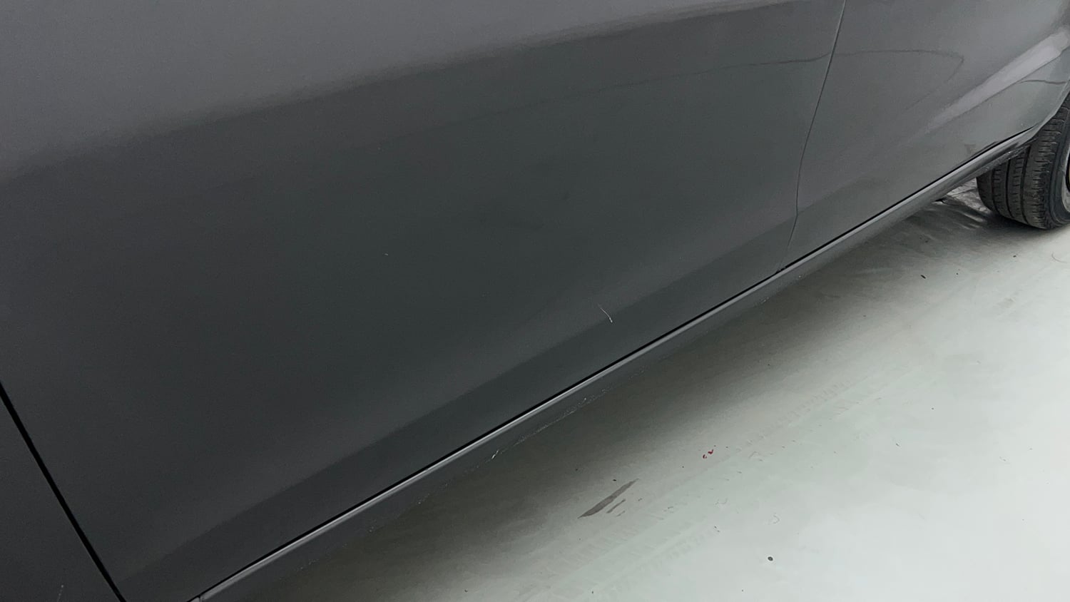 Used 2018 Maruti Suzuki Ertiga VXI Petrol Manual dents MINOR DENT