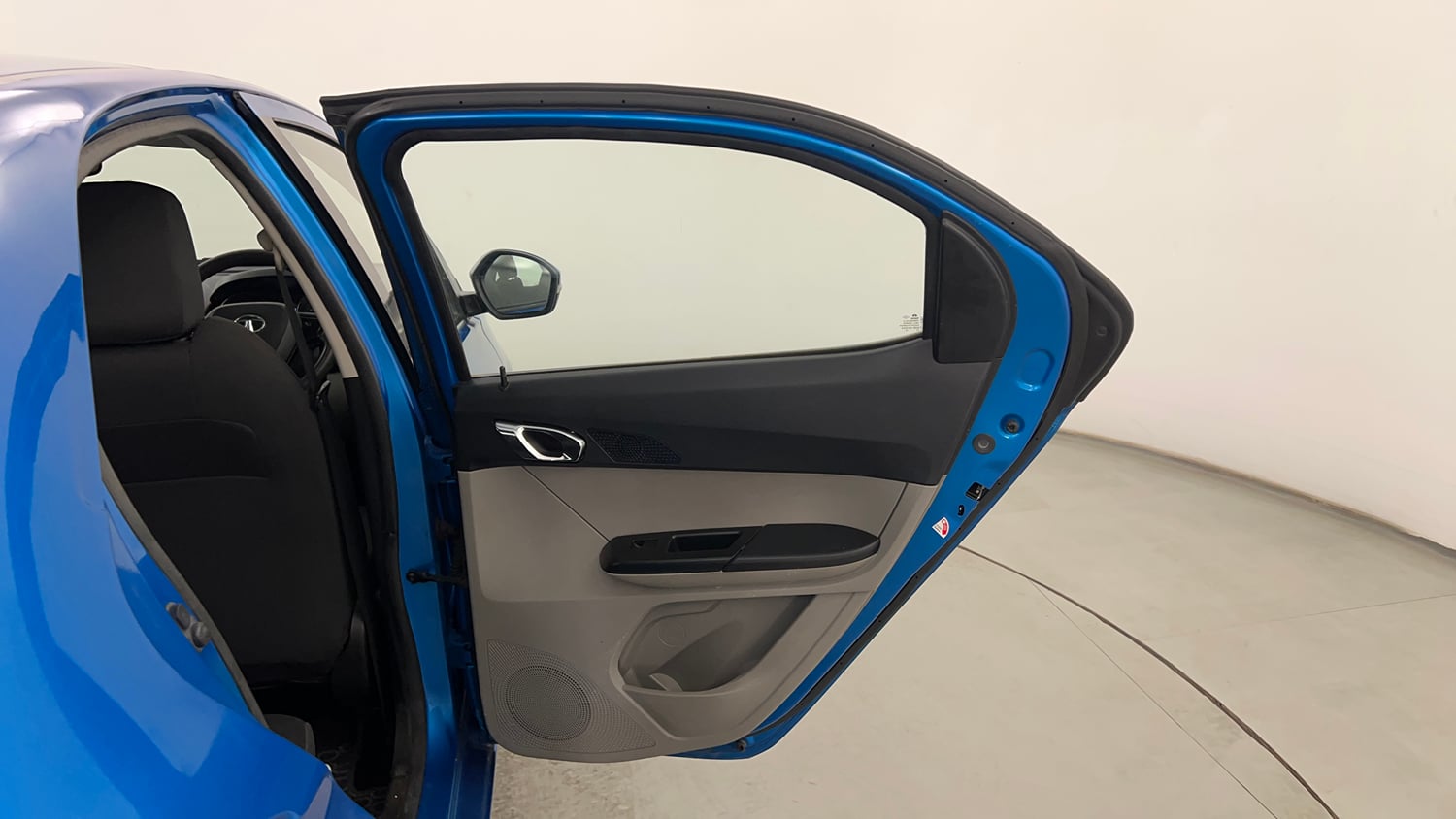 Used 2019 Tata Tiago Revotron XZ Plus Petrol Manual interior RIGHT REAR DOOR OPEN VIEW