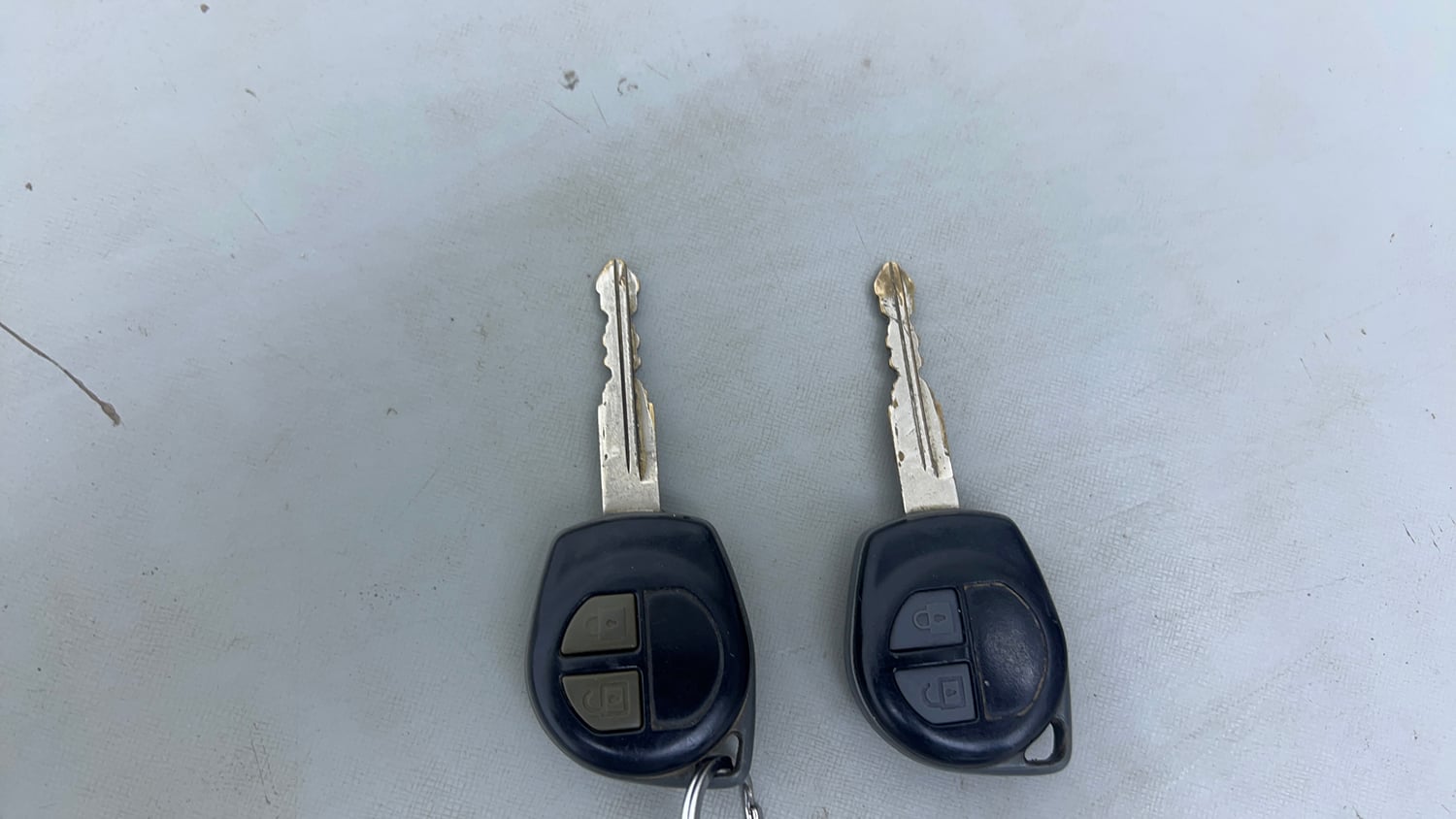 Used 2013 Maruti Suzuki Ertiga Vxi Petrol Manual extra CAR KEY VIEW