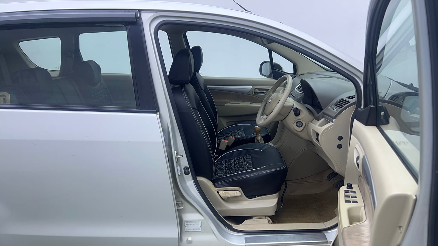 Used 2013 Maruti Suzuki Ertiga Vxi Petrol Manual interior RIGHT SIDE FRONT DOOR CABIN VIEW