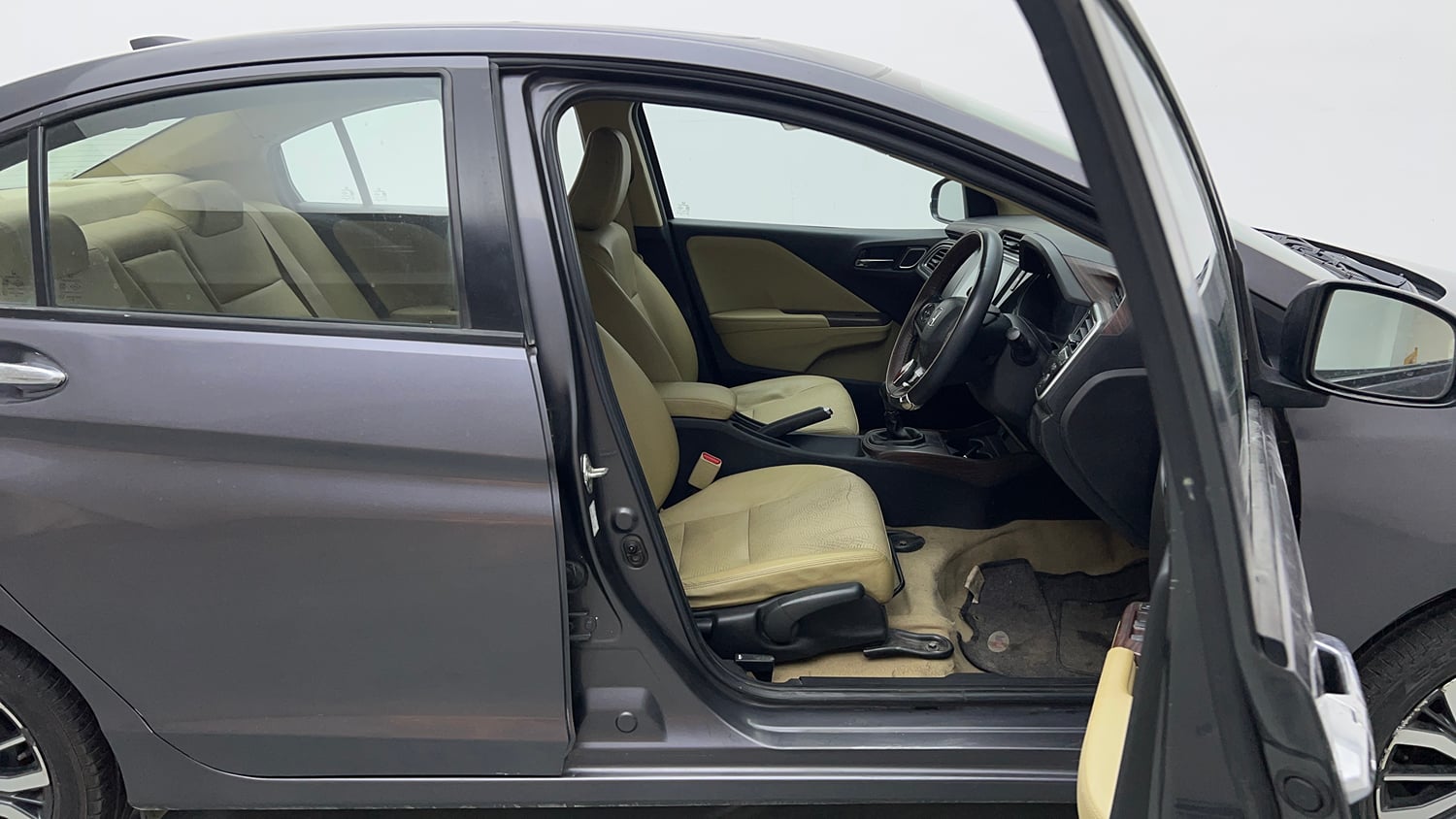 Used 2018 Honda City VX Petrol Petrol Manual interior RIGHT SIDE FRONT DOOR CABIN VIEW
