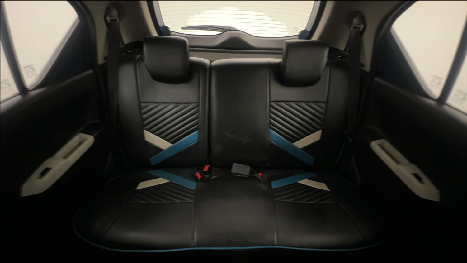 Used 2018 Maruti Suzuki Ignis Zeta 1.2 AMT Petrol Automatic interior REAR SEAT CONDITION VIEW