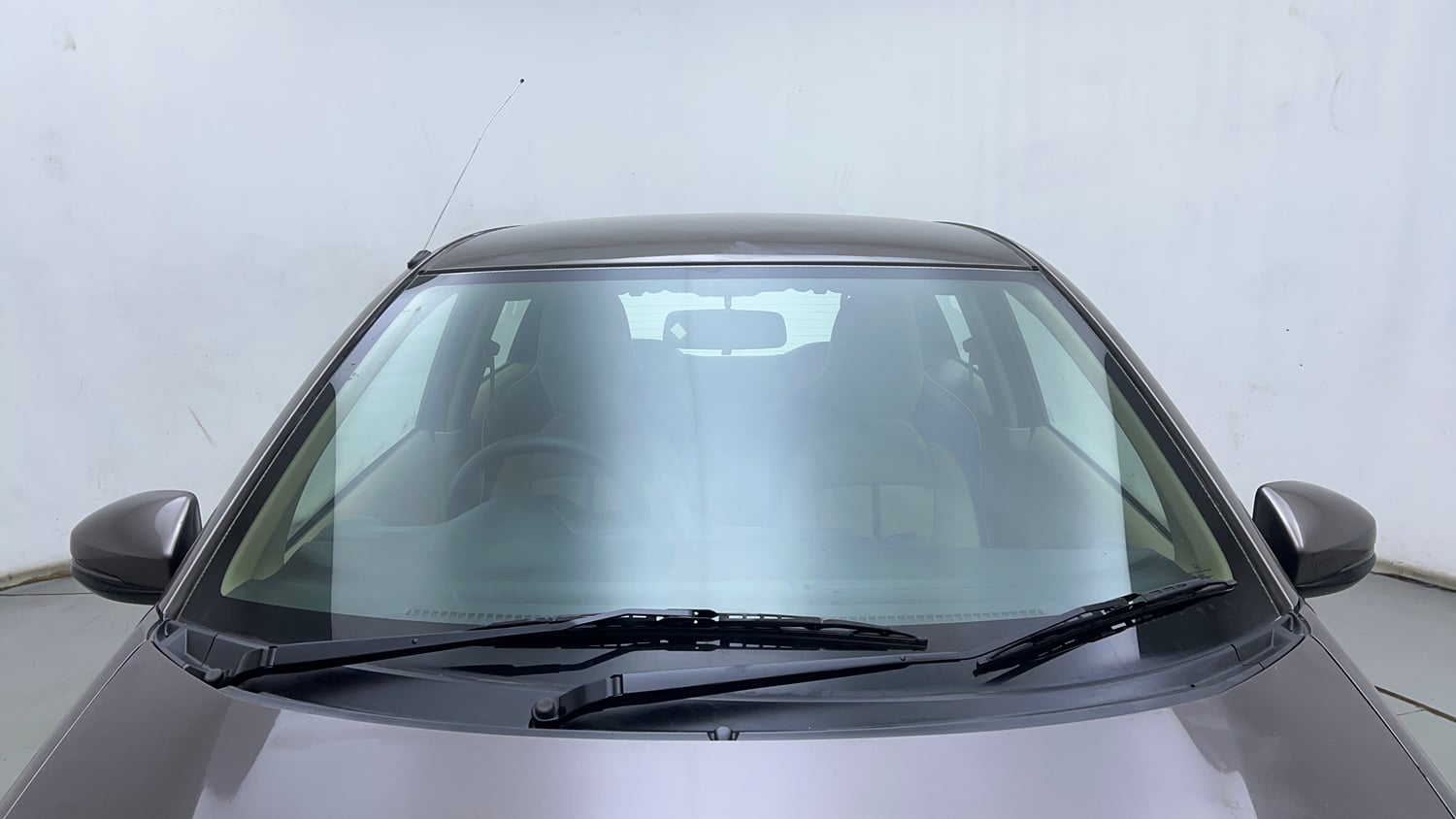 Used 2016 Honda Brio S MT Petrol Manual exterior FRONT WINDSHIELD VIEW