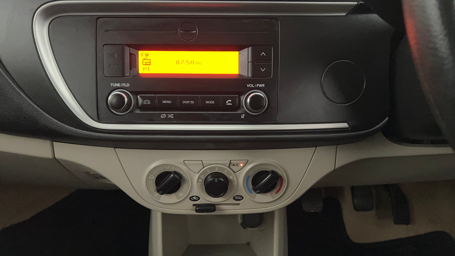 Used 2023 Maruti Suzuki Alto 800 VXi Petrol Manual interior MUSIC SYSTEM & AC CONTROL VIEW