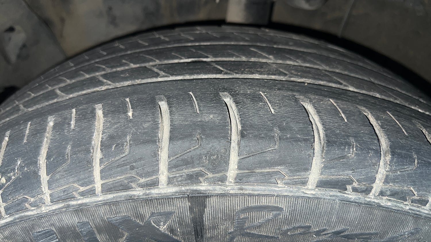 Used 2022 Hyundai Creta SX 1.5 Petrol Executive Petrol Manual tyres LEFT FRONT TYRE TREAD VIEW