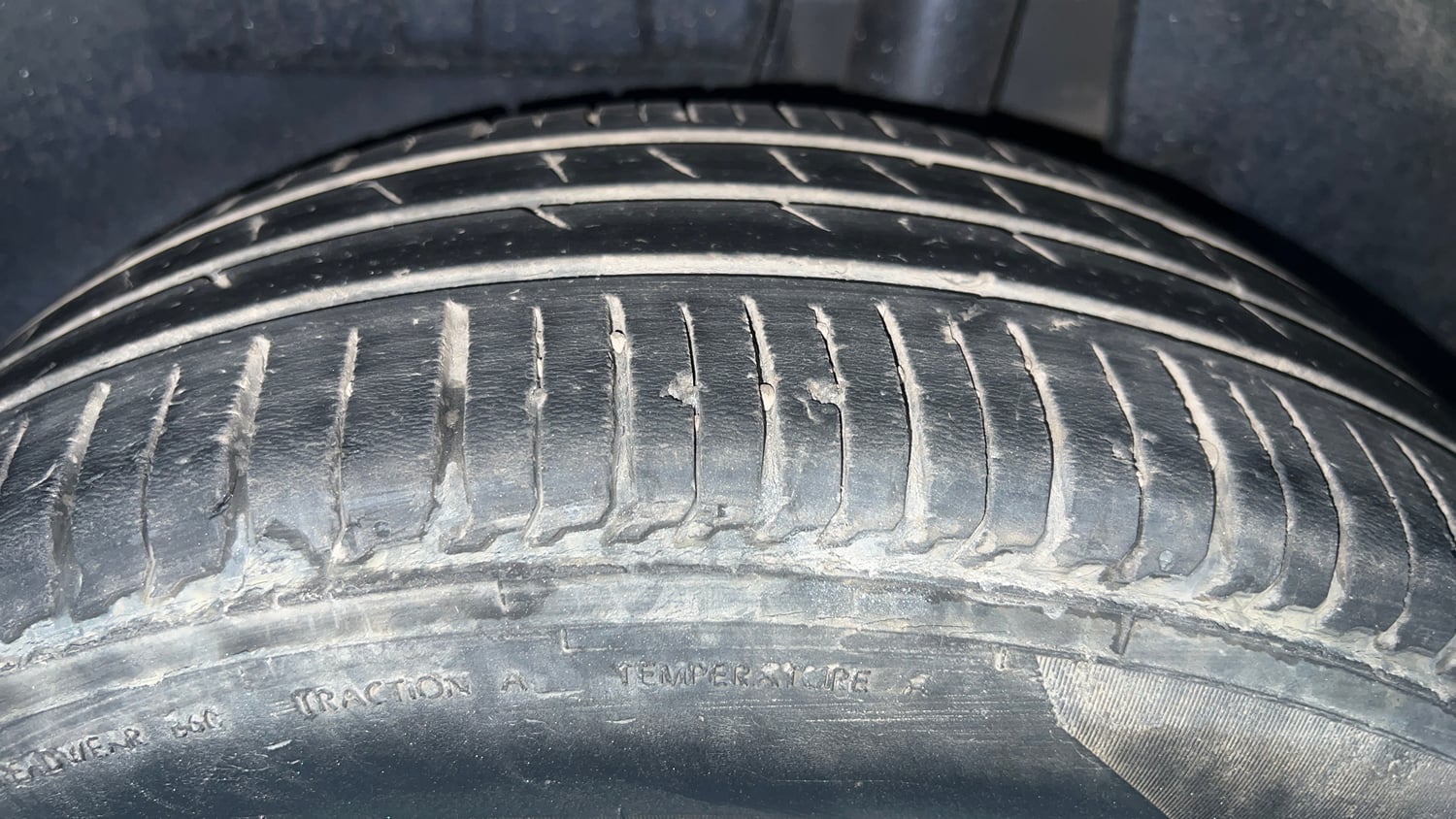 Used 2017 Maruti Suzuki Dzire ZXi AMT Petrol Automatic tyres LEFT REAR TYRE TREAD VIEW