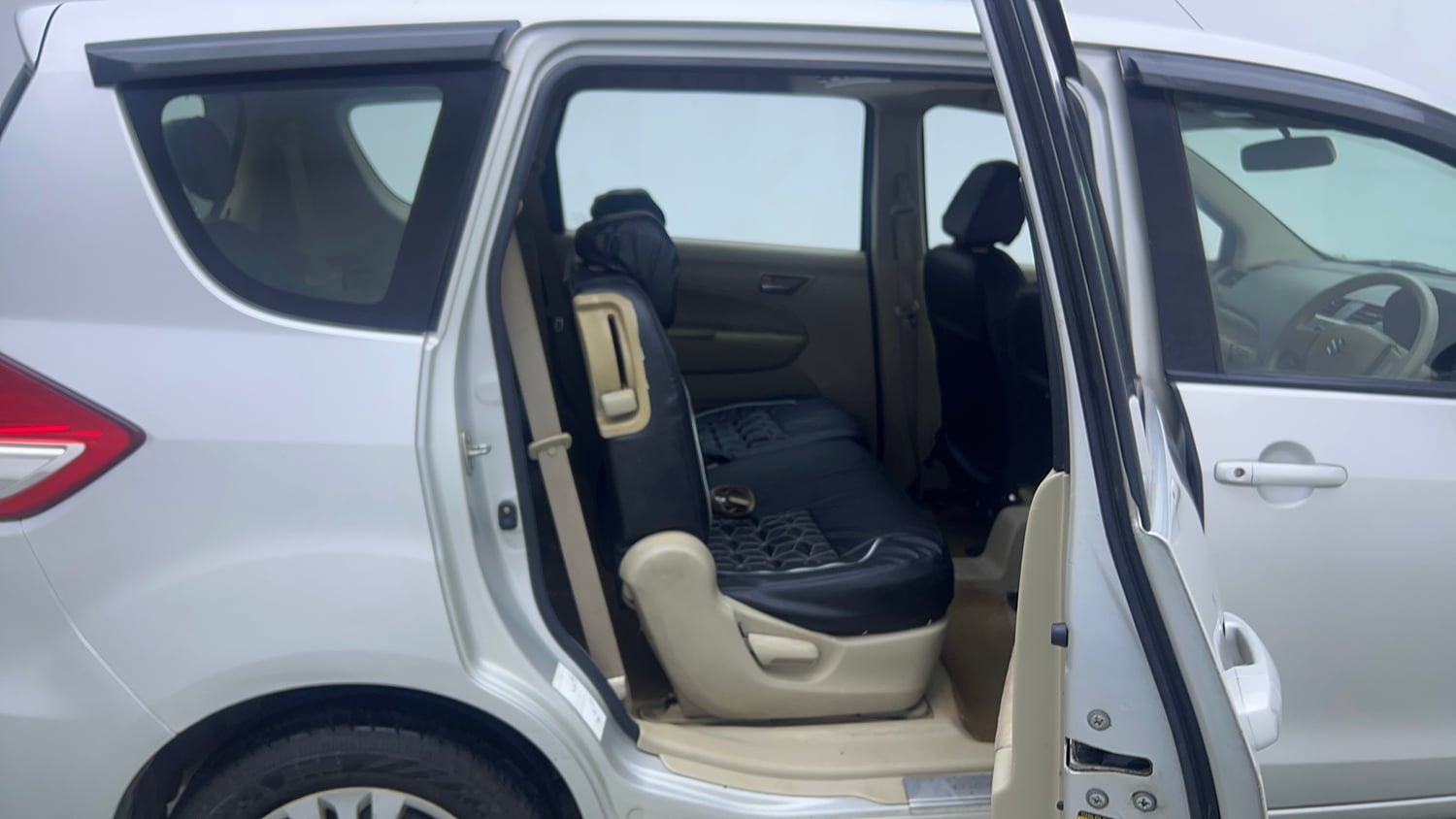 Used 2013 Maruti Suzuki Ertiga Vxi Petrol Manual interior RIGHT SIDE REAR DOOR CABIN VIEW